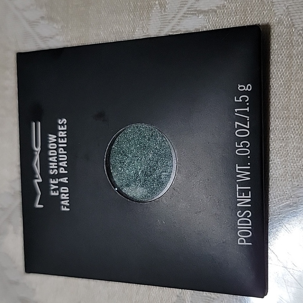 Mac Cosmetics Eye Shadow (Pro Palette Refill Pan) - Picture 4 of 7